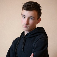 максим ю.jpg